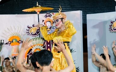 Balinese Dance Performance